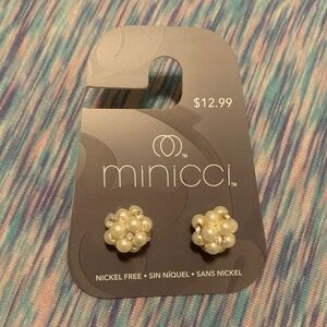 Minicci Pearl Cluster Earrings